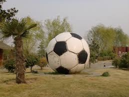 西甲焦点战：皇家奥维耶多步步紧逼马略卡，赛季前景扑朔迷离